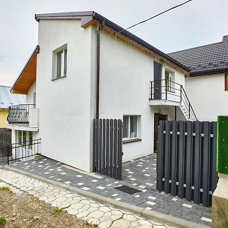 Private Apartments Truskavets Exterior foto
