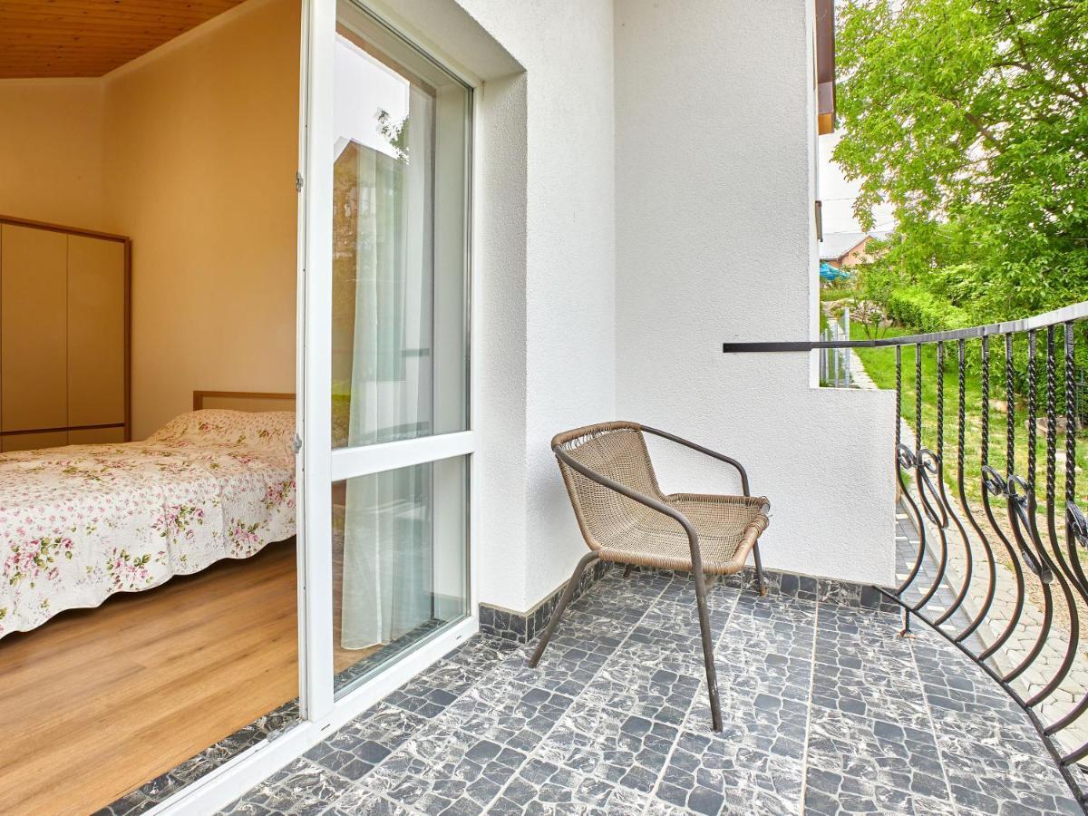 Private Apartments Truskavets Exterior foto
